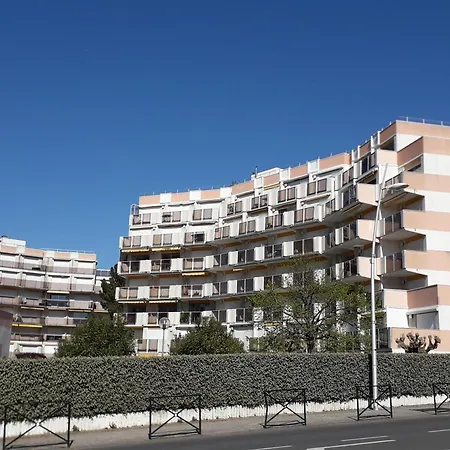 Le Charentais - De 4 Personnes Bord De